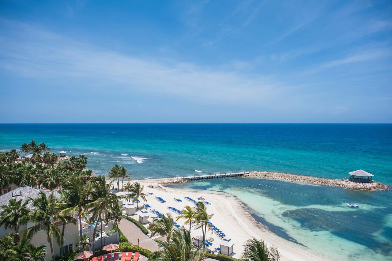 Palmyra Luxury Beach Condos Бухта Монтего Экстерьер фото