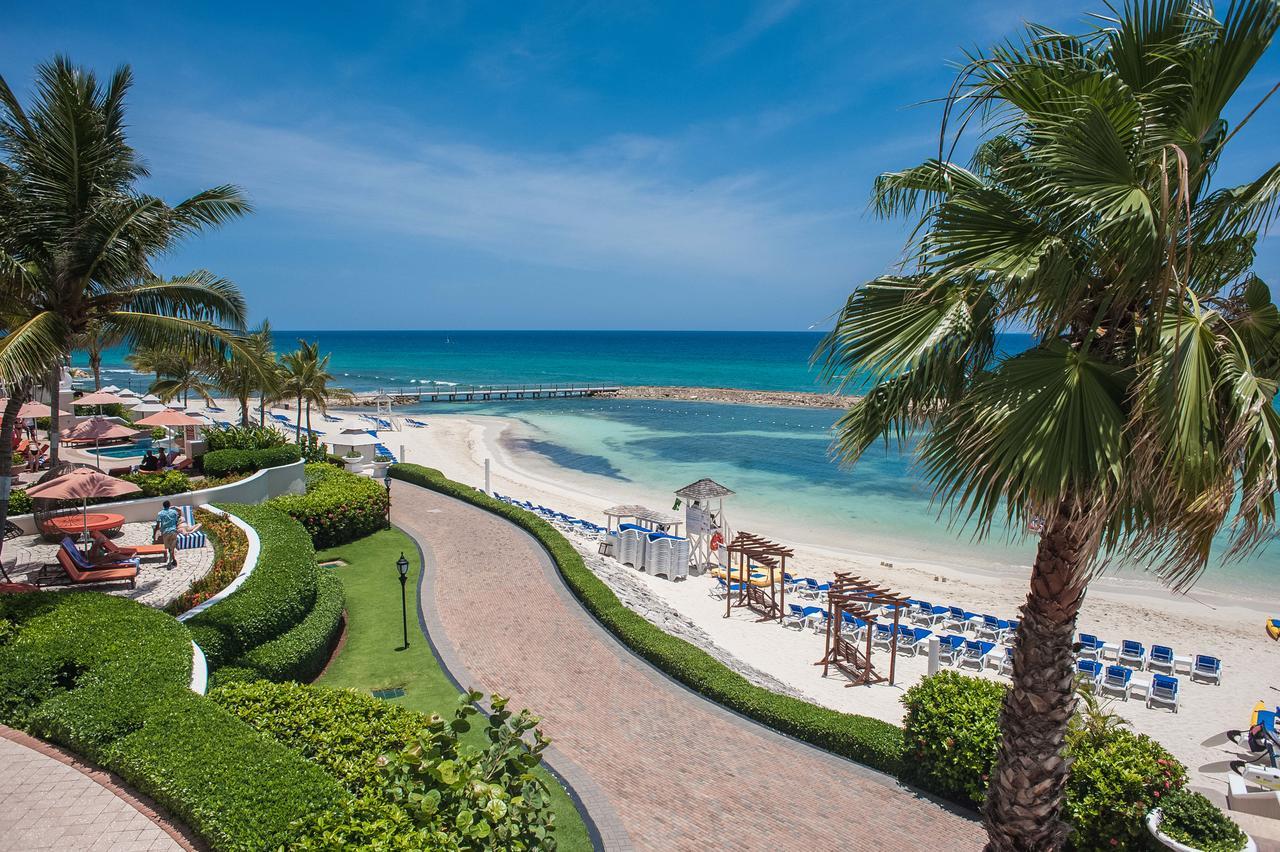 Palmyra Luxury Beach Condos Бухта Монтего Экстерьер фото