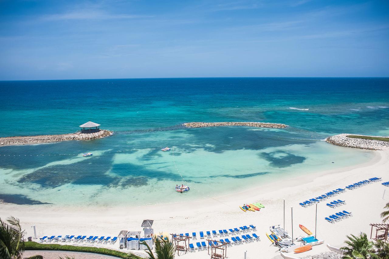 Palmyra Luxury Beach Condos Бухта Монтего Экстерьер фото